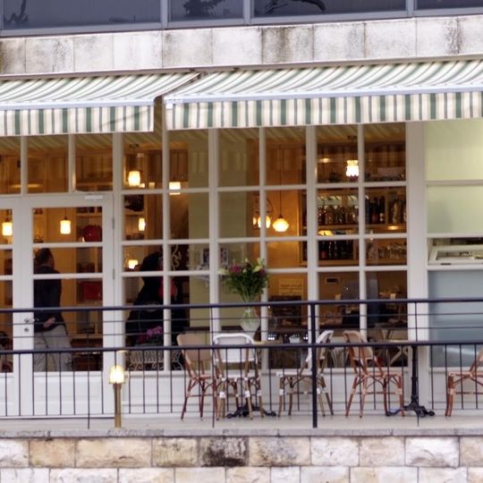 Cafe Ella