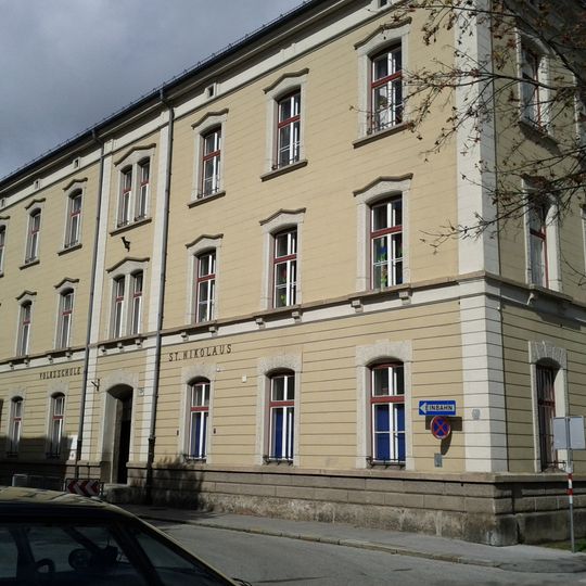 Volksschule St. Nikolaus, Innsbruck