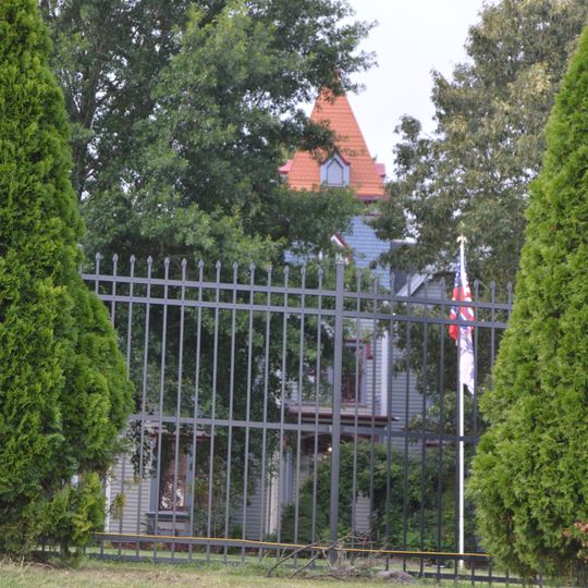 Dr. Franklin King House-Idlewild