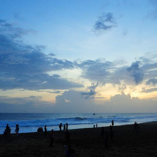 Shankumugham Beach