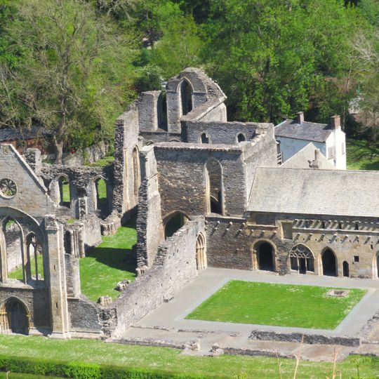 Valle Crucis Abbey