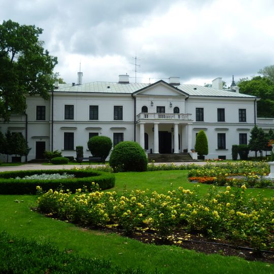 Osuchów Palace