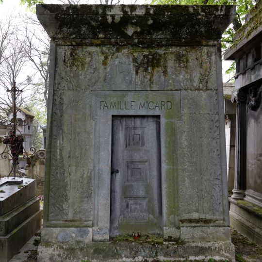 Grave of Micard