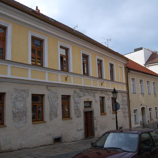 Fráni Šrámka 7 a 11