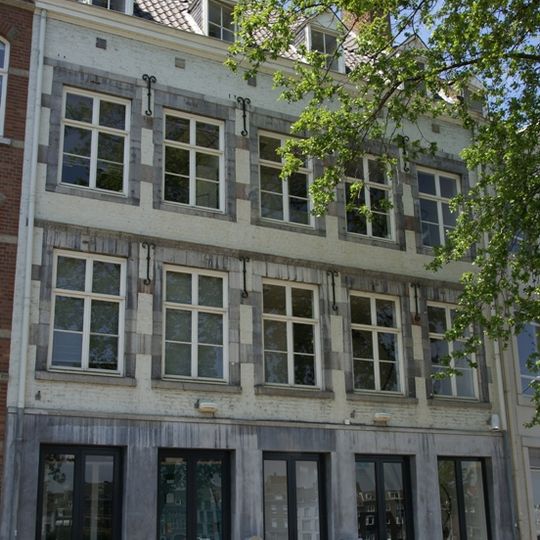 Het Bat 12, Maastricht