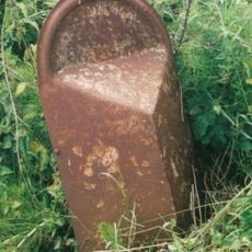 Milepost, Woodway Farm, 10m to right of entrance