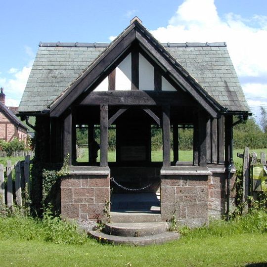 War Memorial Well House