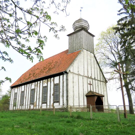 Kościół ewangelicki, ob. rzym.-kat. Matki Boskiej Różańcowej, wraz z cmentarzem przykościelnym