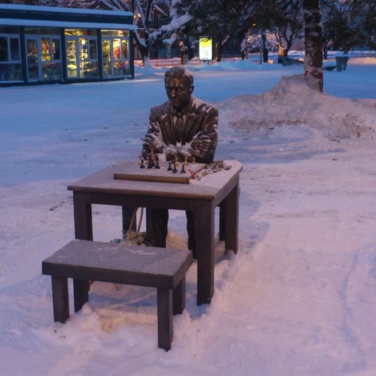 Monument to Paul Keres