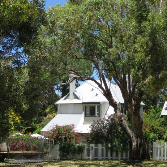Claremont Police Station, Lock-up & Stables