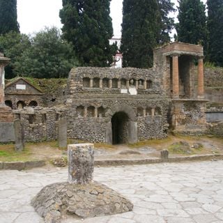 Porta Nocera necropolis