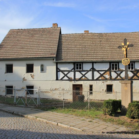 Wohnhaus Burgwallstraße 13