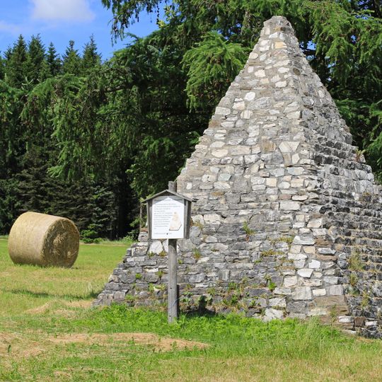 Pyramiden-Denkmal Kretscham 2d