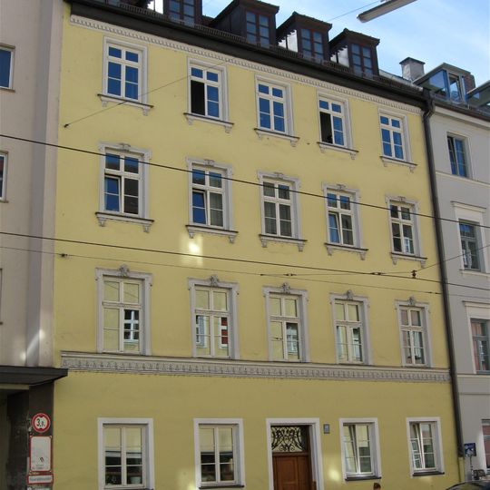 Mietshaus