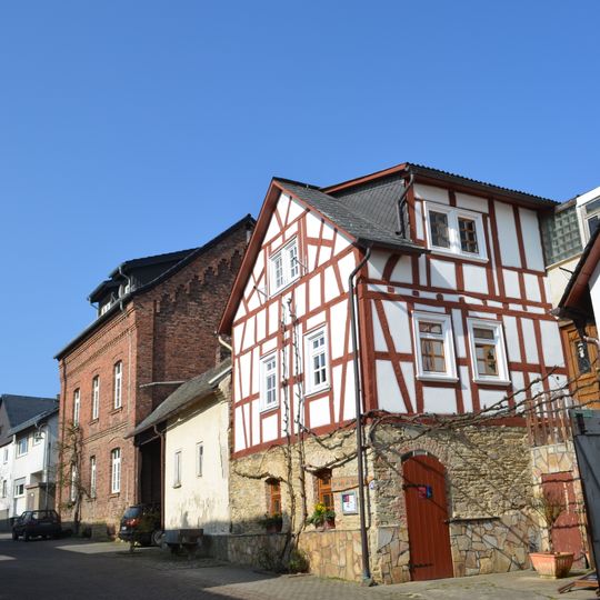 Gesamtanlage Alte Ortsstraße 12-39 Bogengasse 3