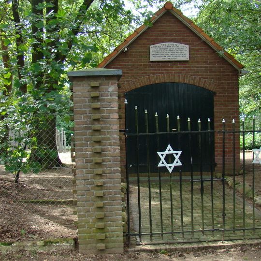 Monument op de Joodse begraafplaats
