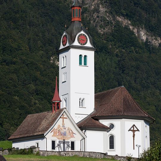 Katholische Kirche St. Andreas, Friedhofkapelle, Pfarrhaus und Beinhaus St. Ottilien