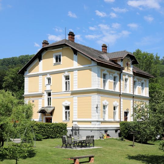 Forst-/Jagdhaus/Forstamtsgebäude