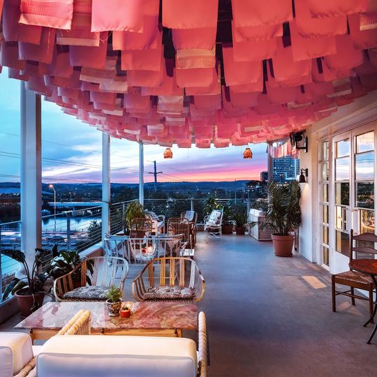 P6 at the LINE Austin