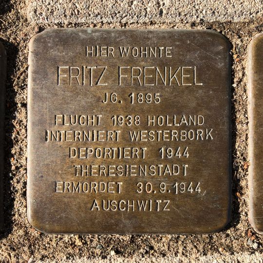 Stolperstein en memoria de Fritz Frenkel
