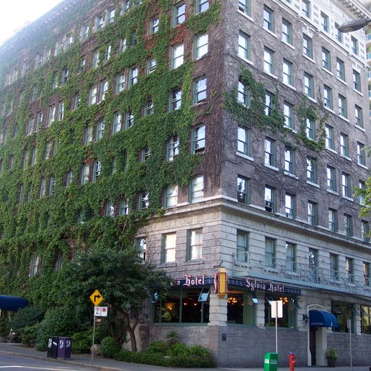 Sylvia Hotel