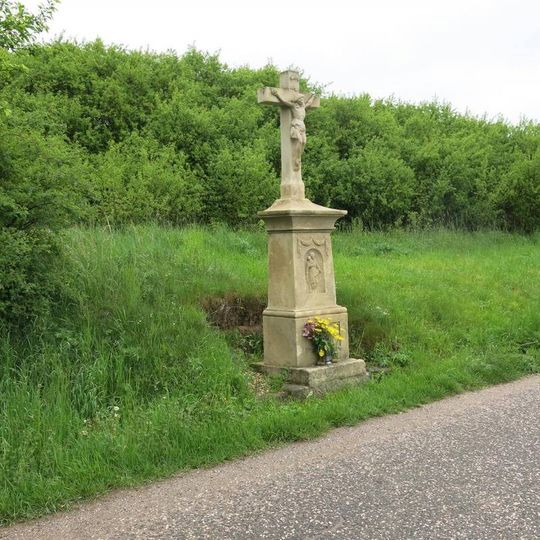 Kříž u silnice z Mladějova do Hrdoňovic