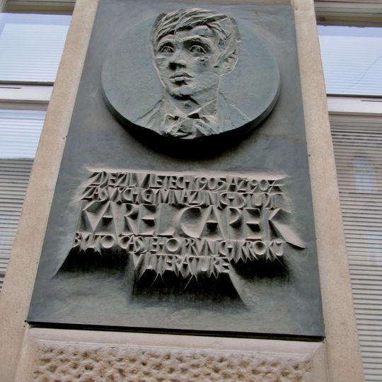 Pamětní deska Karla Čapka