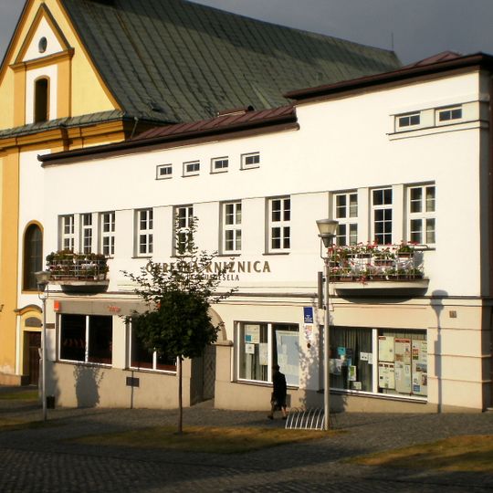 Okresná knižnica Dávida Gutgesela