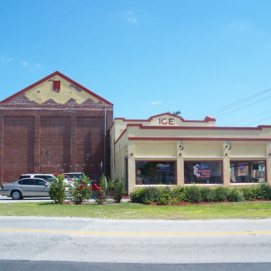 Punta Gorda Fish Company Ice House