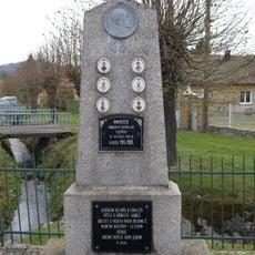 Pomník padlým v Němčicích