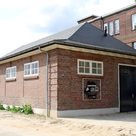 Voormalige brandweergarage