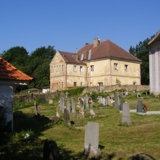 Cemetery in Ves