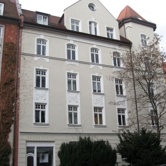 Mietshaus