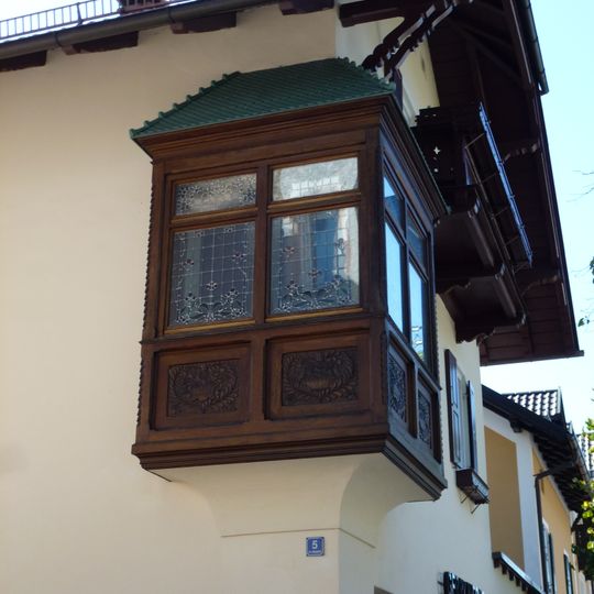 Erker an Am Kurpark 5