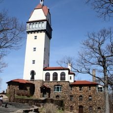 Heublein Tower