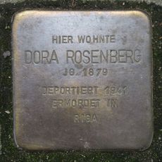 Stolperstein en memoria de Dora Rosenberg