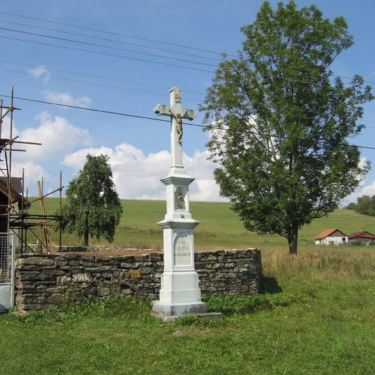Boží muka na jihozápadní straně hřbitova v Lipné