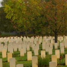 Cambrin Military Cemetery