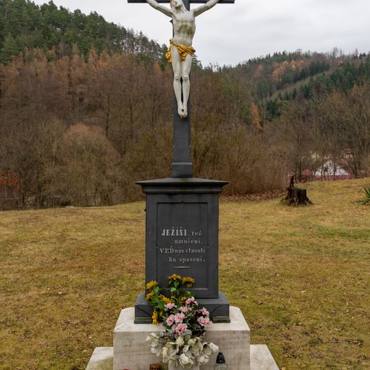 Wayside cross in Černvír near church