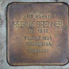 Stolperstein en memoria de Reginna Brenner