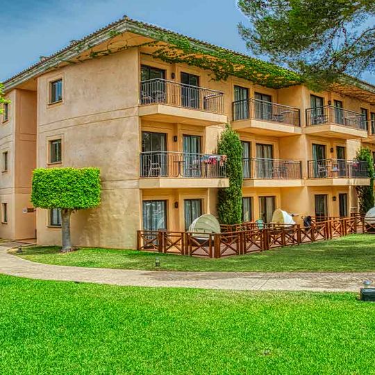Vell Marí Hotel & Resort