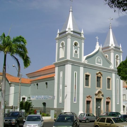 Catedral de Nossa Senhora Mãe da Divina Graça