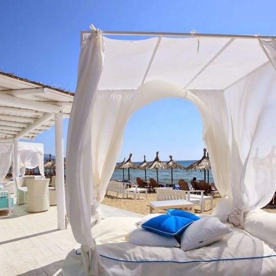 Ilio Mare Beach Hotel