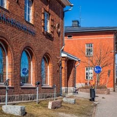 Lindström's pharmacy building