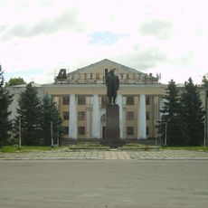 Statue of Lenin in Slantsy
