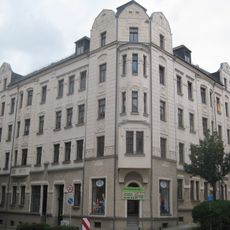 Mietshaus in geschlossener Bebauung in Ecklage Zietenstraße 60