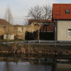 Brána usedlosti čp. 6