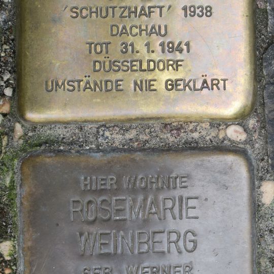 Stolperstein en memoria de Rosemarie Weinberg