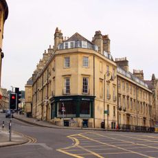 Nos. 3 And 3A And Attached Railings And Vaults