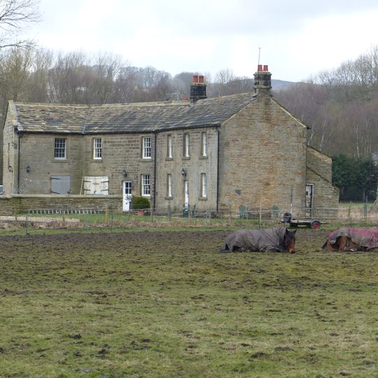 Leach House, attached cottage and outbuilding